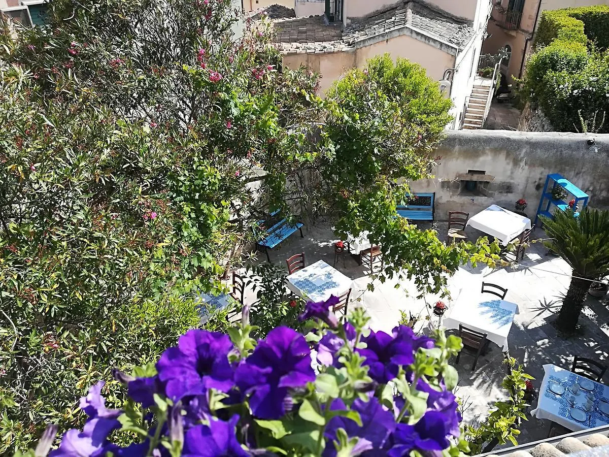 Residenza Donnafugata B&B Ragusa 3*,