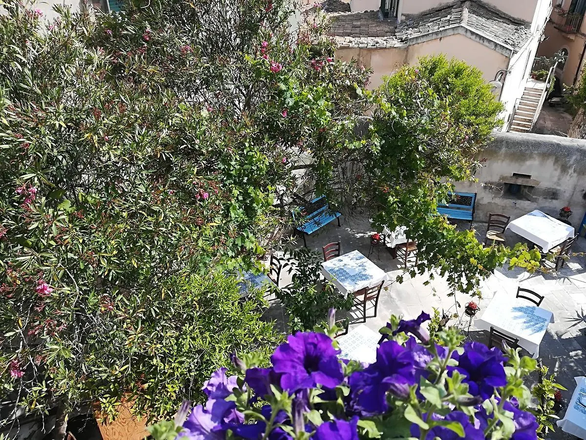 Residenza Donnafugata B&B Ragusa 3*,  Italy